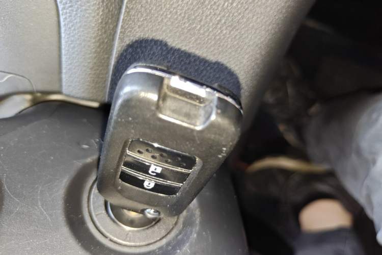 Used Honda Vezel 2022 1.5L CVT Phantom Night Pioneer Edition Vehicle Key