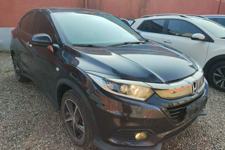 Used Honda Vezel 2022 1.5L CVT Phantom Night Pioneer Edition Exterior 1