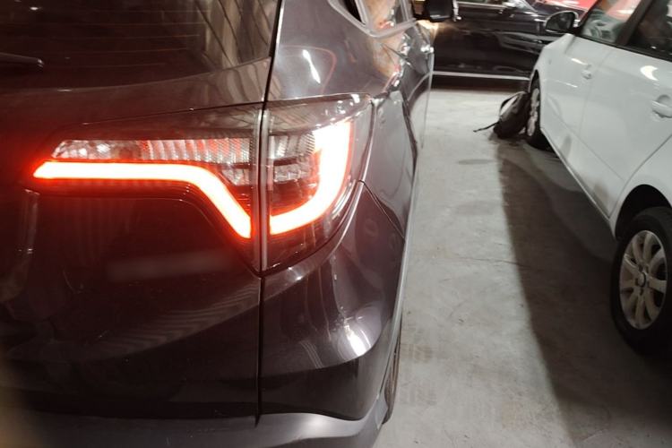 Used Honda Vezel 2022 1.5L CVT Phantom Night Pioneer Edition Exterior 1