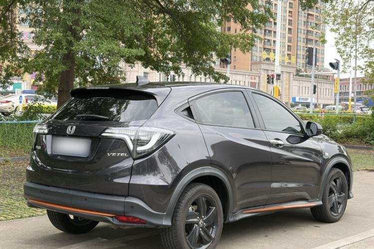 Used Honda Vezel 2022 1.5L CVT Phantom Night Pioneer Edition Exterior 6