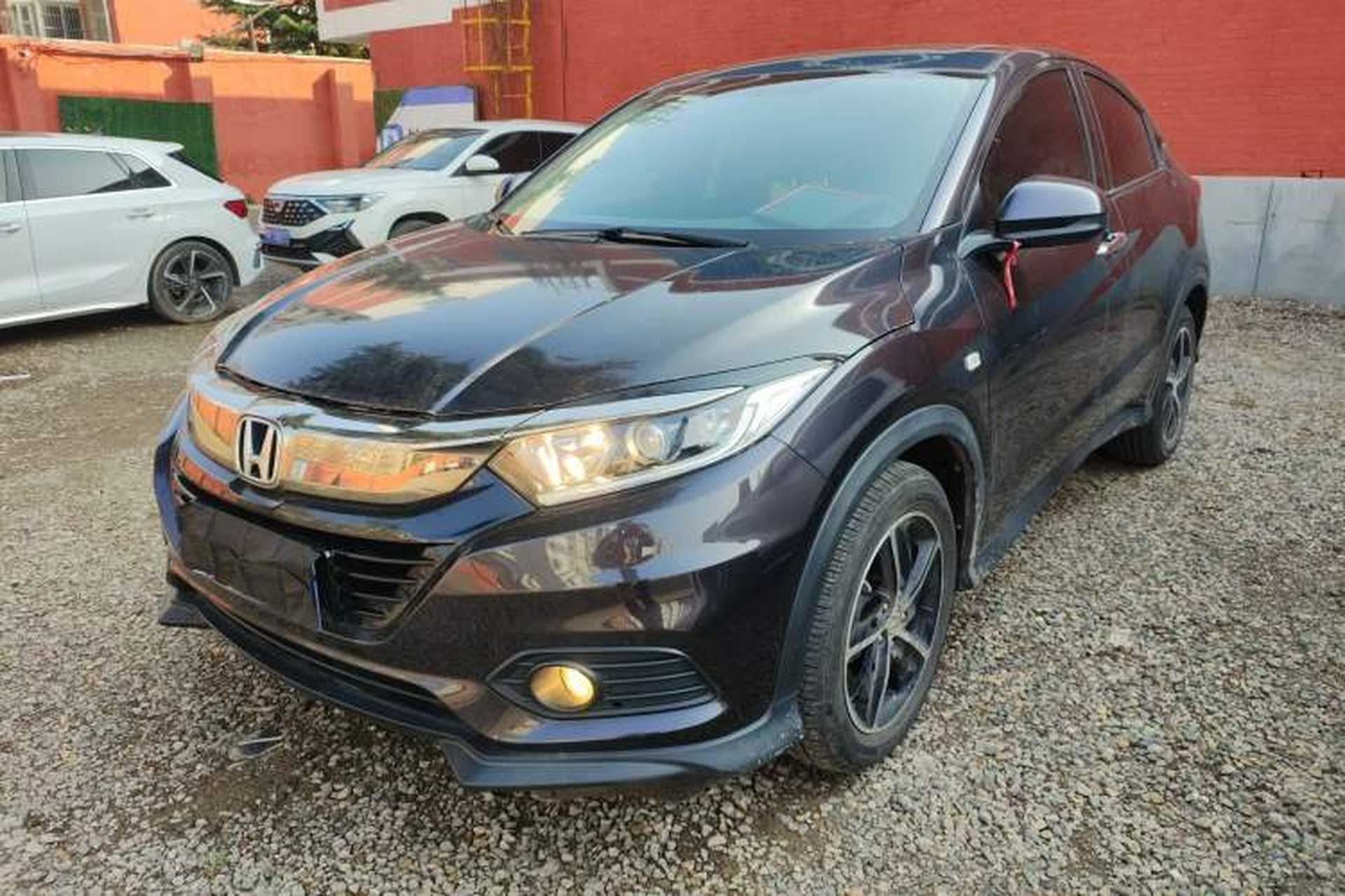 Used Honda Vezel 2022 1.5L CVT Phantom Night Pioneer Edition Front Left 45 Deg