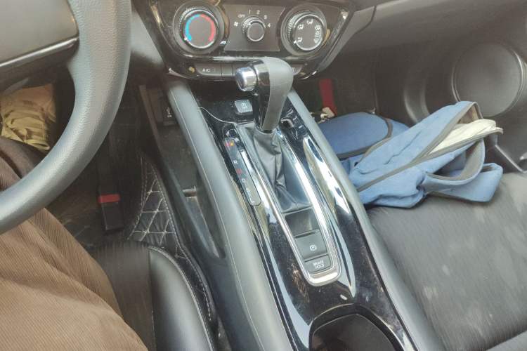 Used Honda Vezel 2022 1.5L CVT Phantom Night Pioneer Edition Gear Lever