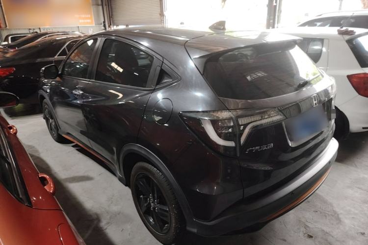 Used Honda Vezel 2022 1.5L CVT Phantom Night Pioneer Edition Rear Left 45 Deg