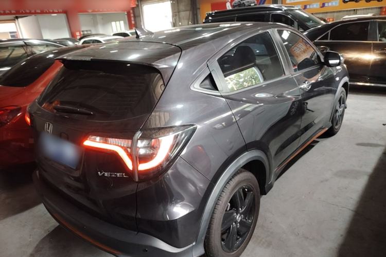 Used Honda Vezel 2022 1.5L CVT Phantom Night Pioneer Edition Rear Right 45 Deg
