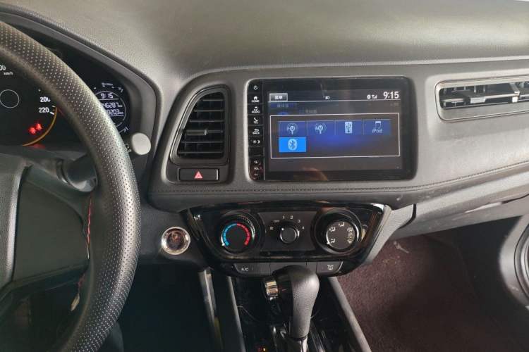 Used Honda Vezel 2022 1.5L CVT Elite Smart Edition Audio And AC Panel