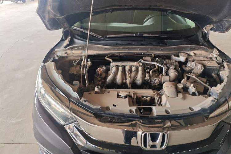 Used Honda Vezel 2022 1.5L CVT Elite Smart Edition Engine Bay Right