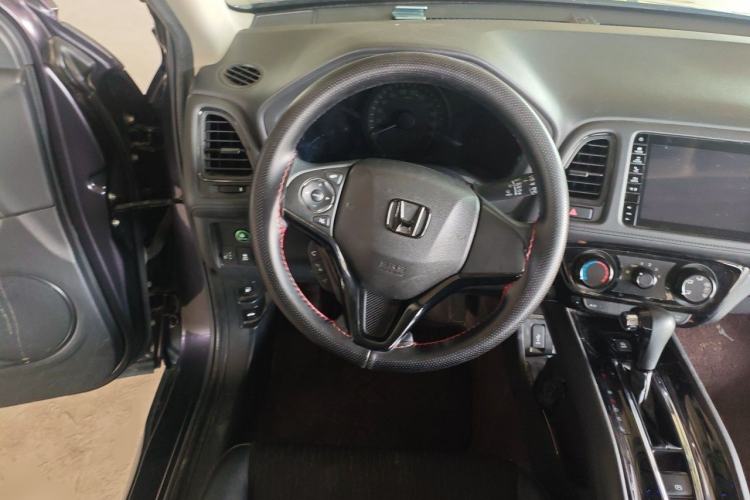 Used Honda Vezel 2022 1.5L CVT Elite Smart Edition Steering Wheel
