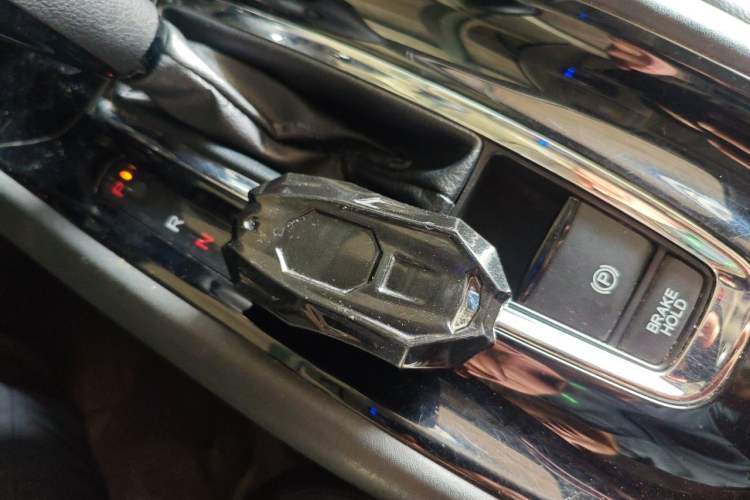 Used Honda Vezel 2022 1.5L CVT Elite Smart Edition Vehicle Key