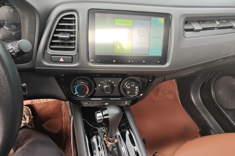 Used Honda Vezel 2022 1.5L CVT Elite Smart Edition Audio And AC Panel