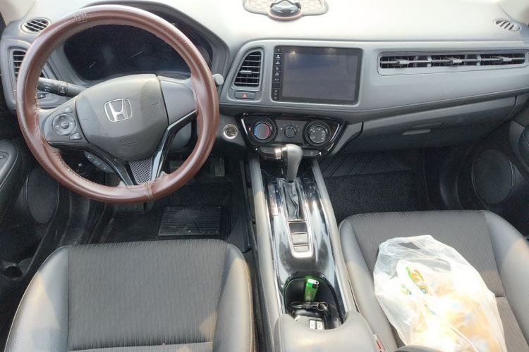 Used Honda Vezel 2022 1.5L CVT Phantom Night Pioneer Edition Center Console