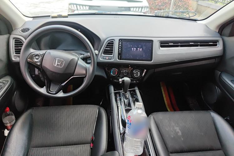 Used Honda Vezel 2022 1.5L CVT Phantom Night Pioneer Edition Center Console