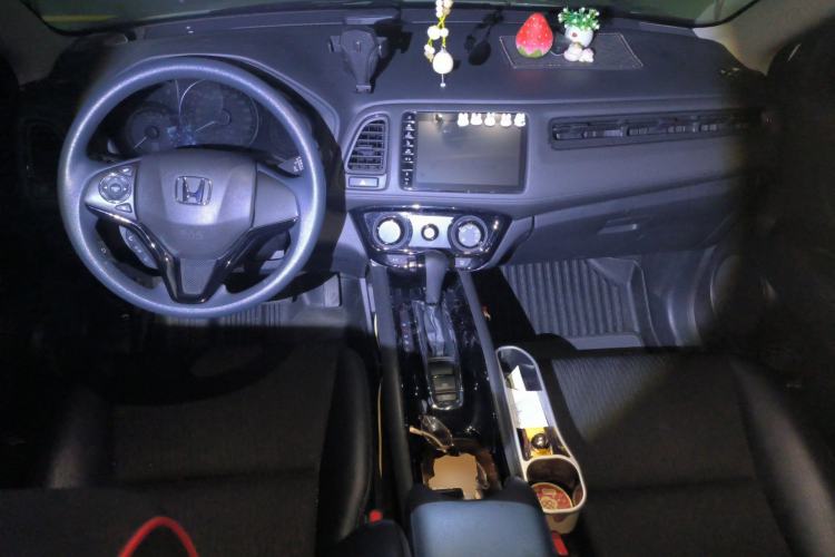 Used Honda Vezel 2022 1.5L CVT Phantom Night Pioneer Edition Center Console
