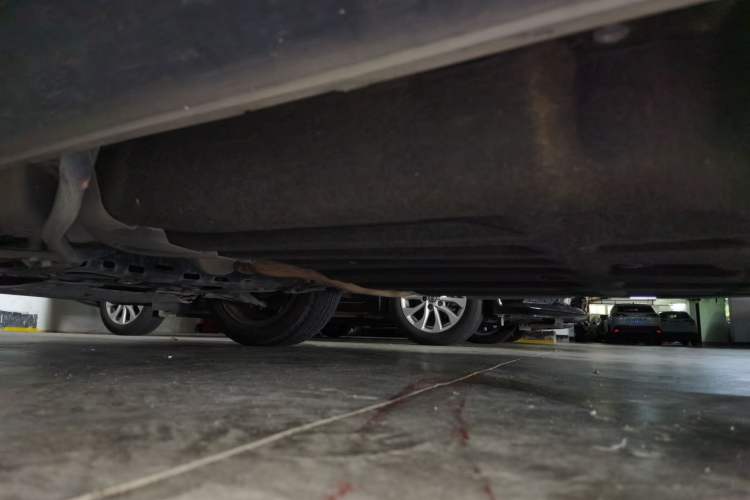 Used Honda Vezel 2022 1.5L CVT Elite Smart Edition Chassis Front Left