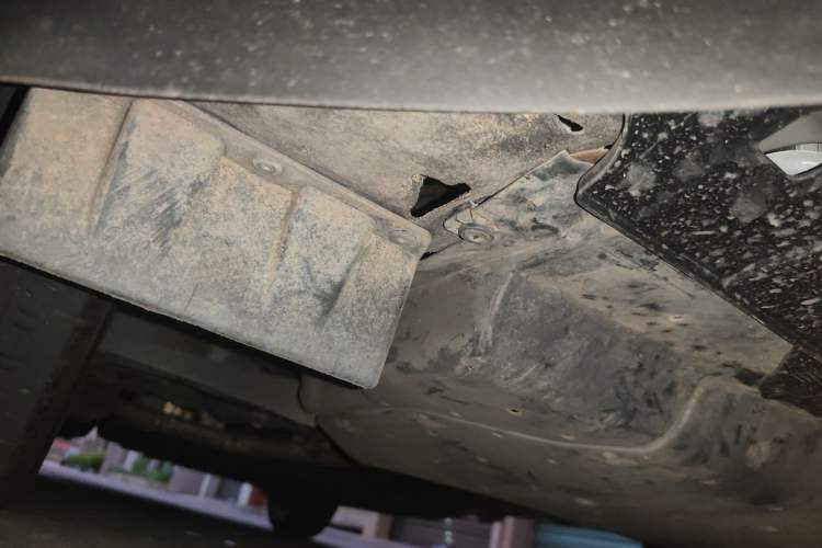 Used Honda Vezel 2022 1.5L CVT Elite Smart Edition Chassis Front Right