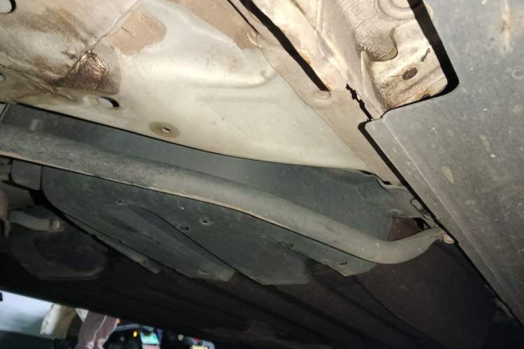 Used Honda Vezel 2022 1.5L CVT Phantom Night Pioneer Edition Chassis Rear Left