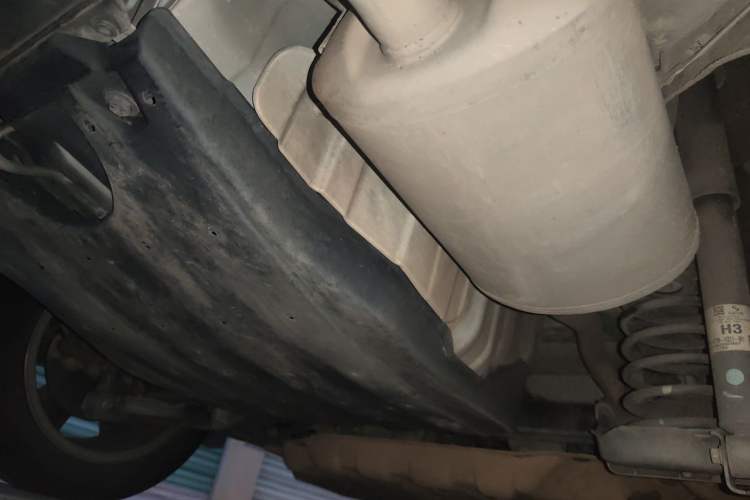 Used Honda Vezel 2022 1.5L CVT Elite Smart Edition Chassis Rear Right