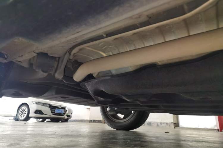 Used Honda Vezel 2022 1.5L CVT Elite Smart Edition Chassis Rear Right