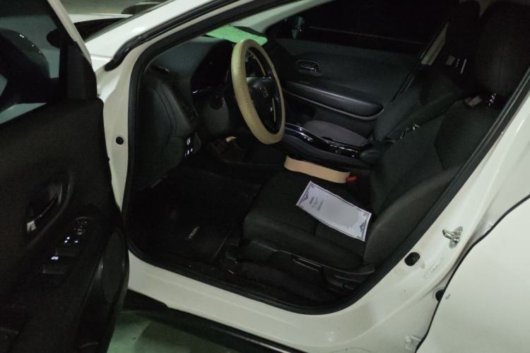 Used Honda Vezel 2022 1.5L CVT Elite Smart Edition Driver Seat