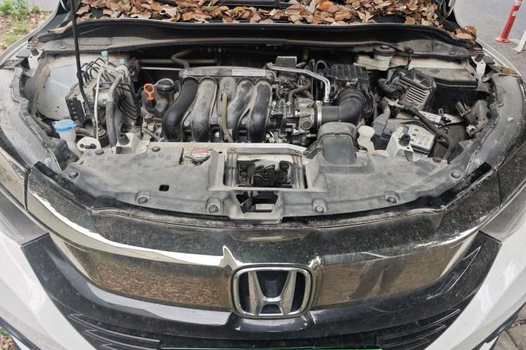Used Honda Vezel 2022 1.5L CVT Phantom Night Pioneer Edition Engine Bay