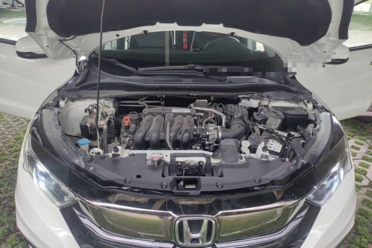 Used Honda Vezel 2022 1.5L CVT Elite Smart Edition Engine Bay