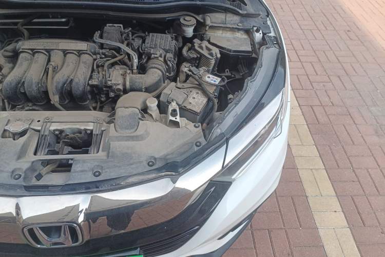 Used Honda Vezel 2022 1.5L CVT Phantom Night Pioneer Edition Engine Bay Left
