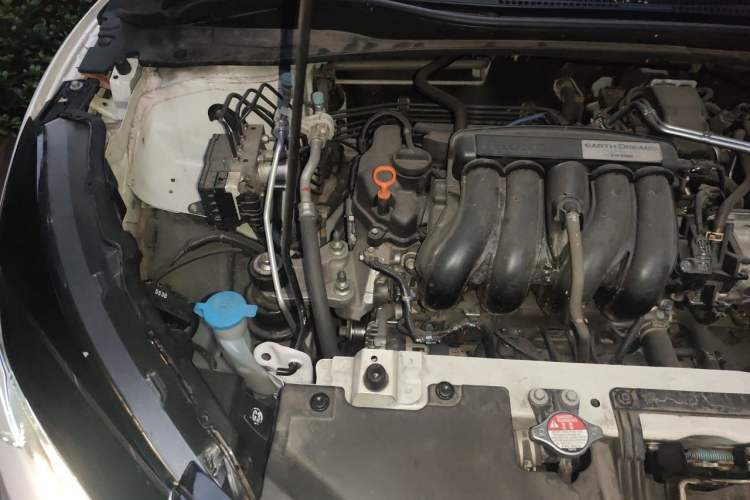 Used Honda Vezel 2022 1.5L CVT Elite Smart Edition Engine Bay Right