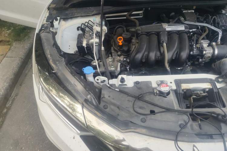 Used Honda Vezel 2022 1.5L CVT Phantom Night Pioneer Edition Engine Bay Right