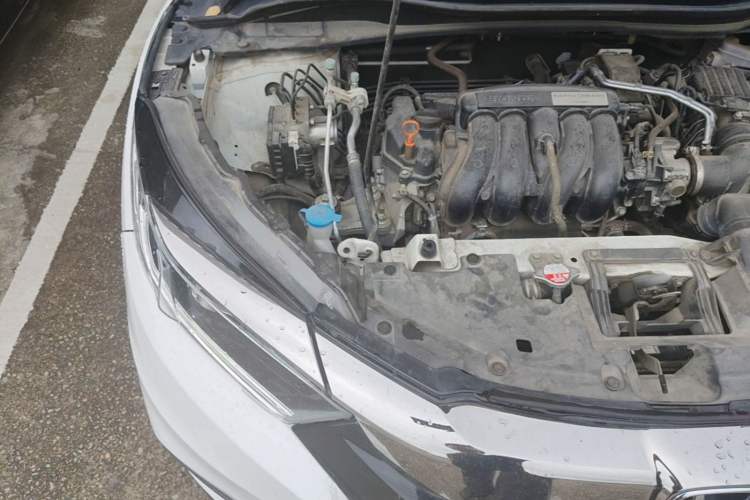 Used Honda Vezel 2022 1.5L CVT Phantom Night Pioneer Edition Engine Bay Right