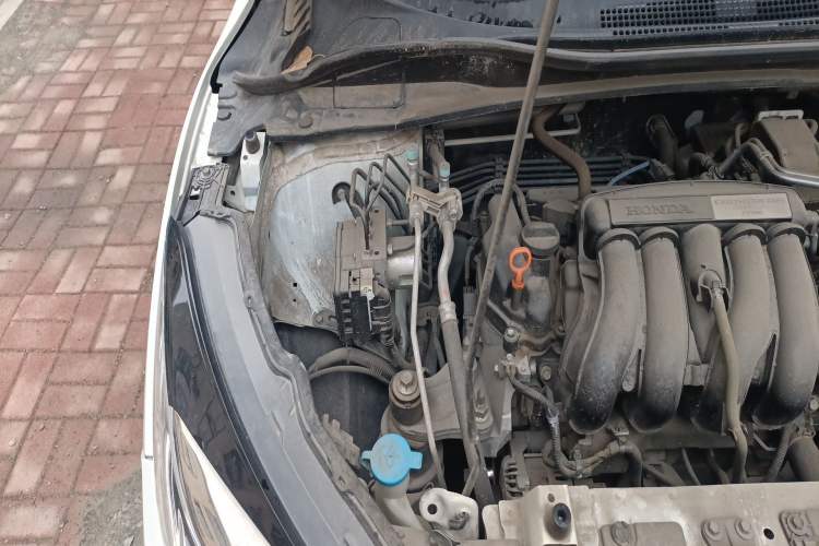Used Honda Vezel 2022 1.5L CVT Phantom Night Pioneer Edition Engine Bay Right