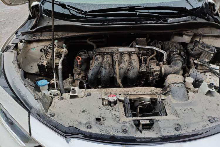 Used Honda Vezel 2022 1.5L CVT Phantom Night Pioneer Edition Engine Bay Right