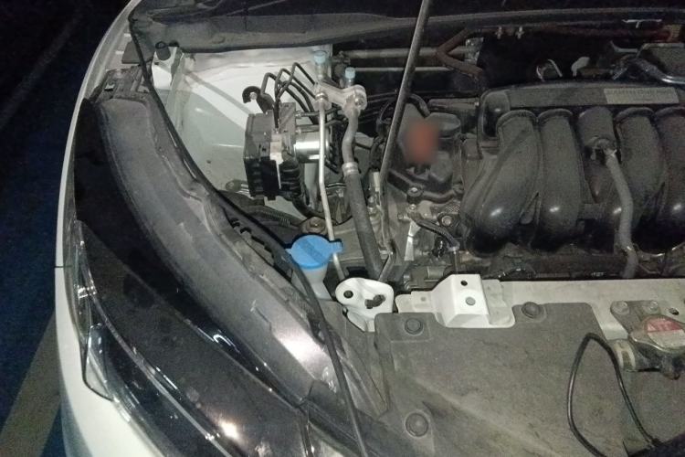 Used Honda Vezel 2022 1.5L CVT Phantom Night Pioneer Edition Engine Bay Right