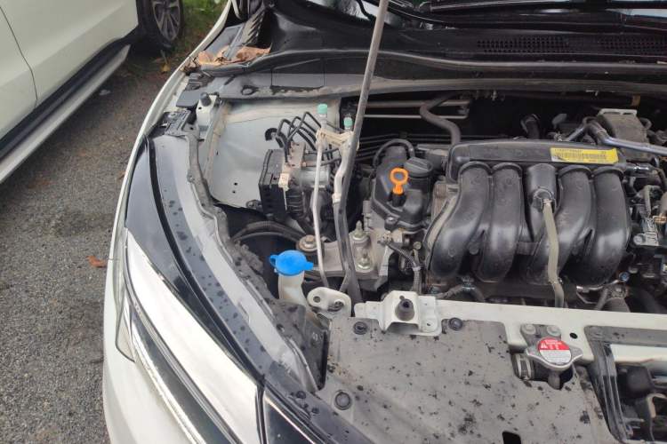 Used Honda Vezel 2022 1.5L CVT Phantom Night Pioneer Edition Engine Bay Right