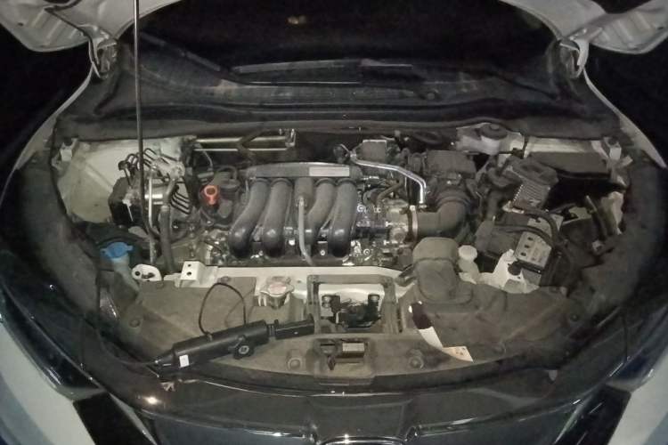 Used Honda Vezel 2022 1.5L CVT Phantom Night Pioneer Edition Engine Bay
