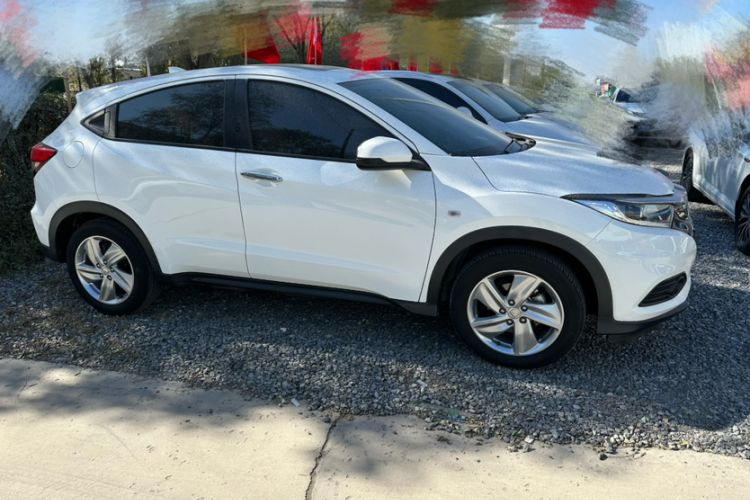 Used Honda Vezel 2022 1.5L CVT Elite Smart Edition Exterior 4