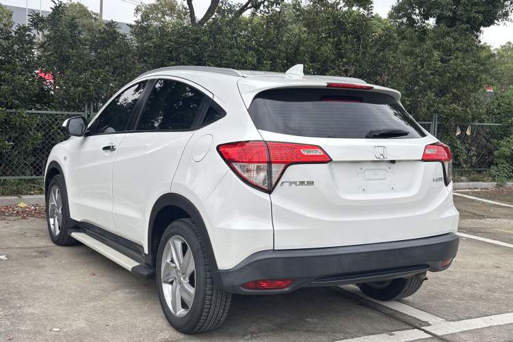 Used Honda Vezel 2022 1.5L CVT Elite Smart Edition Exterior 5