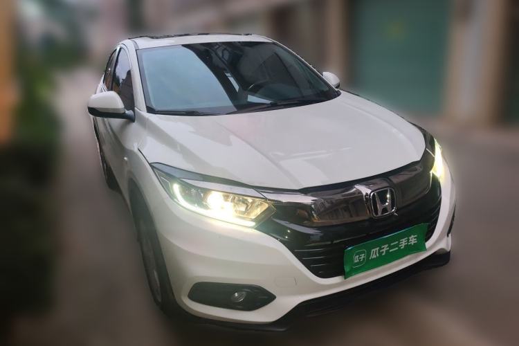 Used Honda Vezel 2022 1.5L CVT Elite Smart Edition Front Right 45 Deg