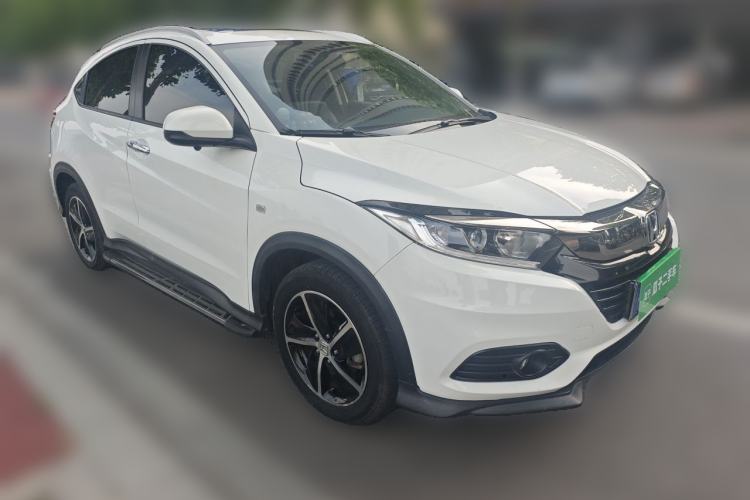 Used Honda Vezel 2022 1.5L CVT Elite Smart Edition Front Right 45 Deg