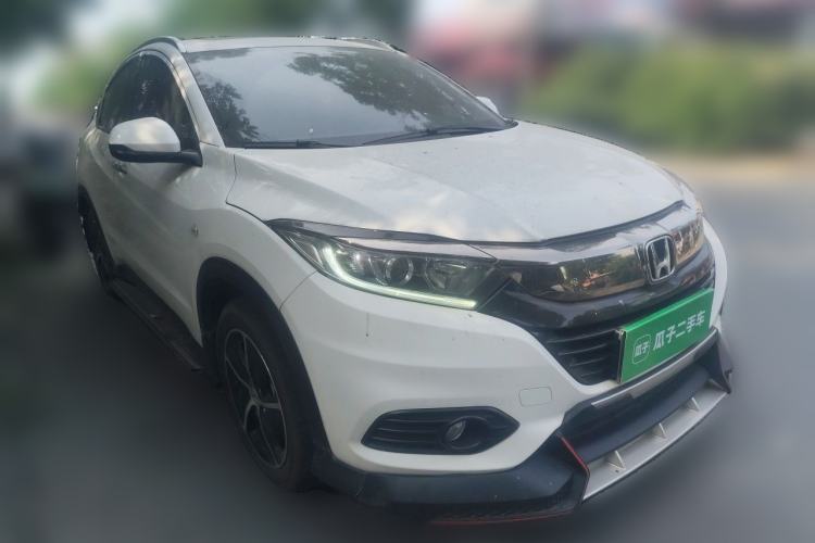 Used Honda Vezel 2022 1.5L CVT Phantom Night Pioneer Edition Front Right 45 Deg