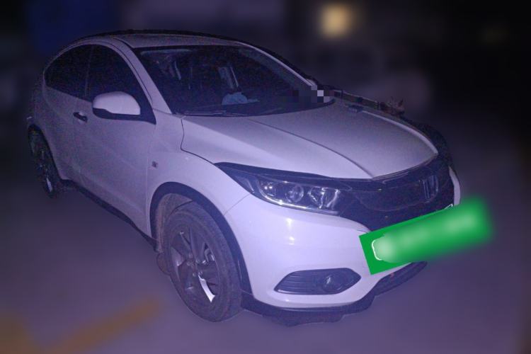 Used Honda Vezel 2022 1.5L CVT Elite Smart Edition Front Right 45 Deg