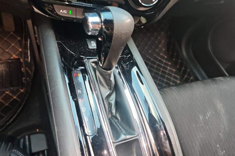 Used Honda Vezel 2022 1.5L CVT Phantom Night Pioneer Edition Gear Lever