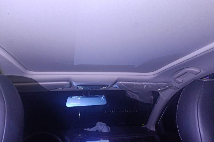 Used Honda Vezel 2022 1.5L CVT Elite Smart Edition Headliner