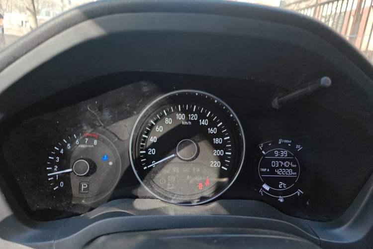 Used Honda Vezel 2022 1.5L CVT Phantom Night Pioneer Edition Instrument Cluster