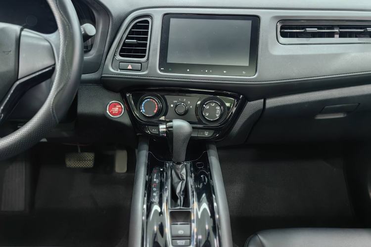 Used Honda Vezel 2022 1.5L CVT Elite Smart Edition Interior 3