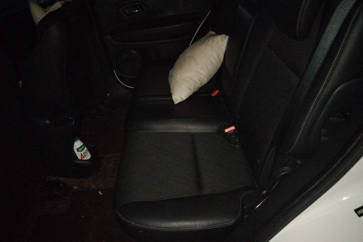 Used Honda Vezel 2022 1.5L CVT Phantom Night Pioneer Edition Left Rear Seat