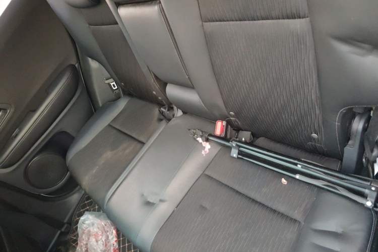 Used Honda Vezel 2022 1.5L CVT Phantom Night Pioneer Edition Left Rear Seat