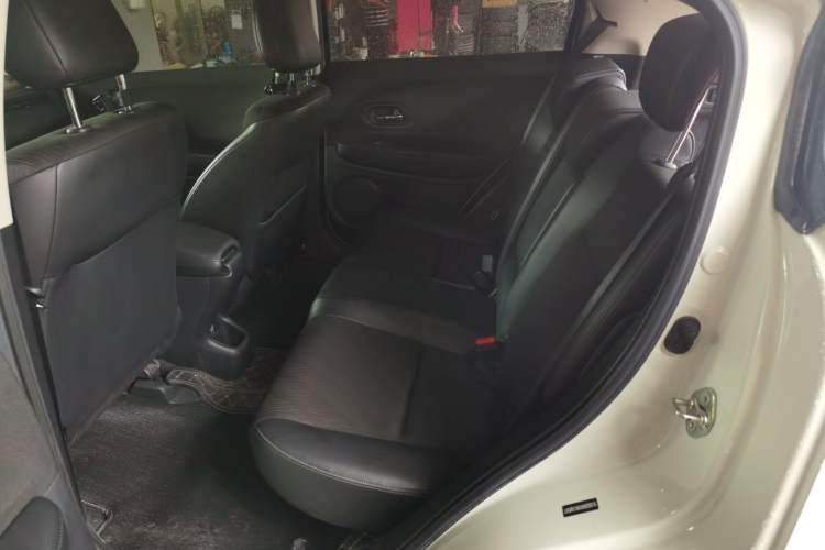 Used Honda Vezel 2022 1.5L CVT Elite Smart Edition Left Rear Seat