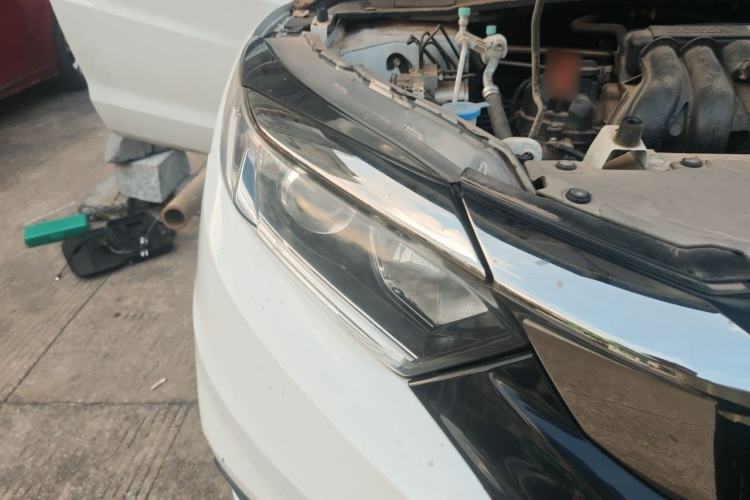 Used Honda Vezel 2022 1.5L CVT Phantom Night Pioneer Edition Right Front Headlight