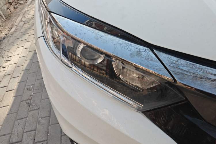 Used Honda Vezel 2022 1.5L CVT Phantom Night Pioneer Edition Right Front Headlight