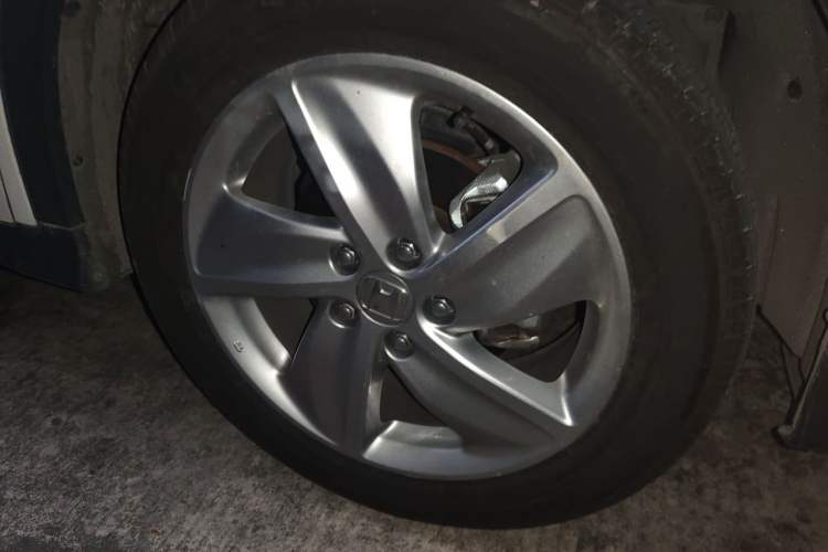 Used Honda Vezel 2022 1.5L CVT Elite Smart Edition Right Front Wheel Hub
