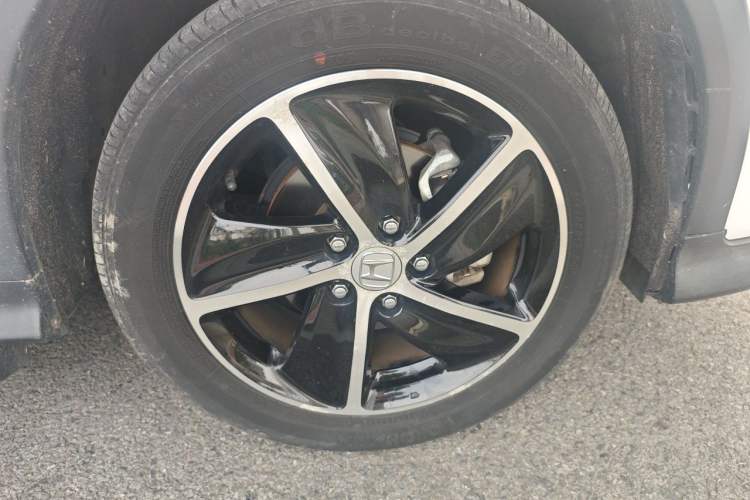 Used Honda Vezel 2022 1.5L CVT Elite Smart Edition Right Front Wheel Hub